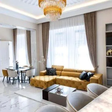 Hotel Strange *